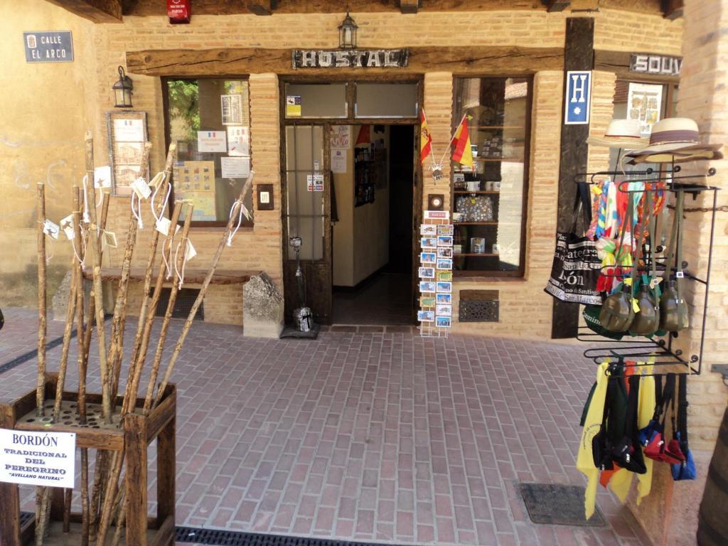 Hostal La Bastide Du Chemin Sahagún Esterno foto