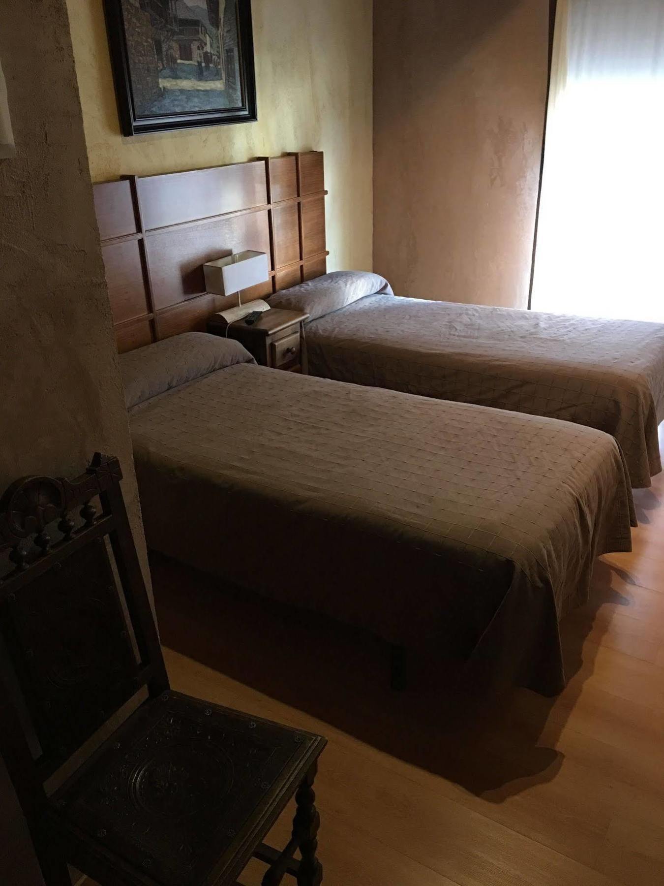 Hostal La Bastide Du Chemin Sahagún Esterno foto