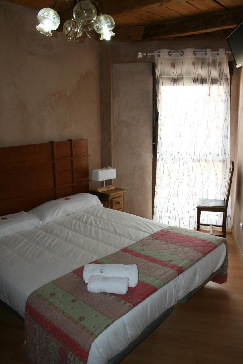 Hostal La Bastide Du Chemin Sahagún Esterno foto